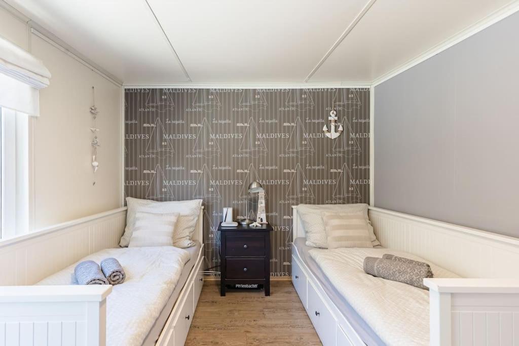Ocarujuci Houseboat Na Dunaji 布拉迪斯拉发 外观 照片